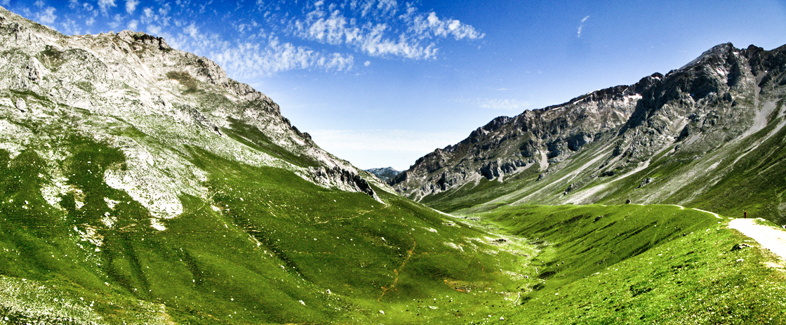 A huge green valley in Picos de Europa